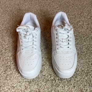 No Boundaries Platform Sneakers